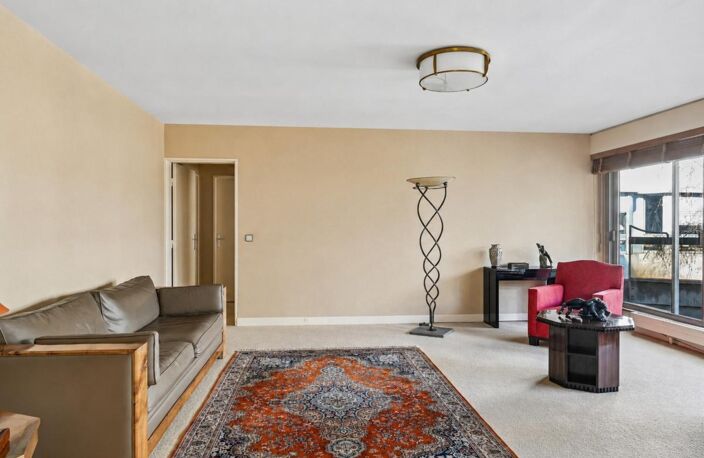 Parc Montsouris,  Appartement de 88m2 avec balcon, cave et parking — photo 2