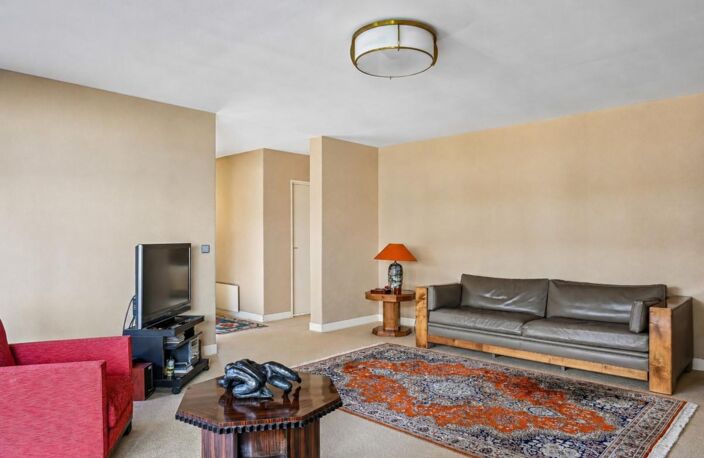 Parc Montsouris,  Appartement de 88m2 avec balcon, cave et parking — photo 3