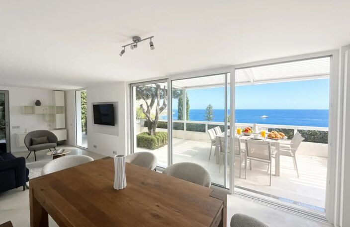 Eze bord de Mer, villa de charme, belle vue mer. — photo 2