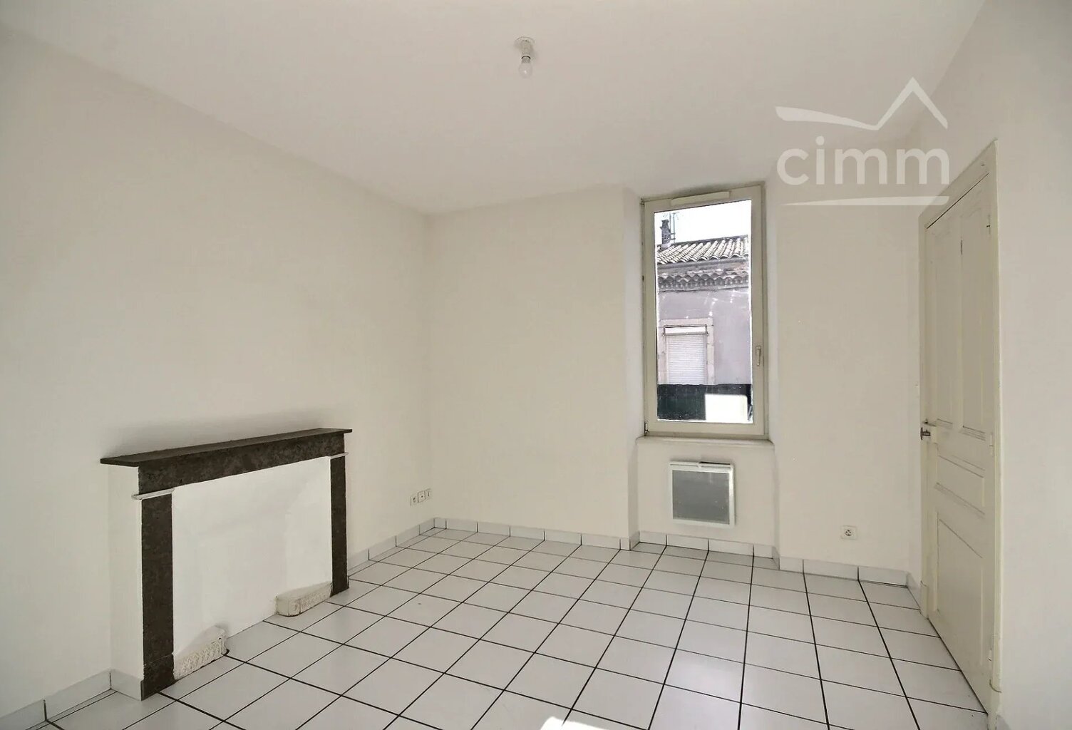 APPARTEMENT F2 + GRENIER -LE TEIL- — photo 1