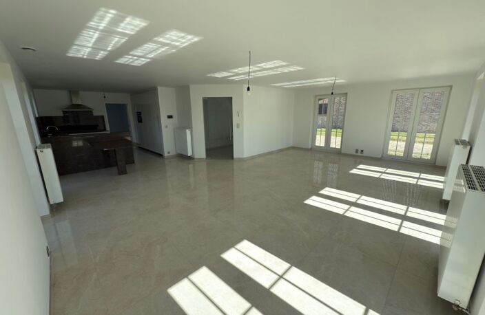 Maison de 200m2 à louer sur Warneton — photo 2