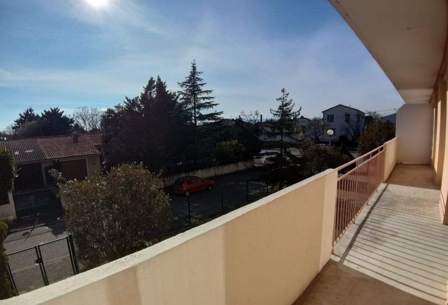 Appartement de 72m2 à louer sur Donzère — photo 1