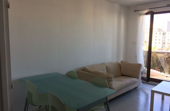 Appartement de 48m2 à louer sur Saint-Étienne — photo 3