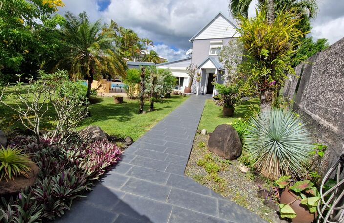 Magnifique villa de standing avec piscine sur 760 m² de terrain — photo 3
