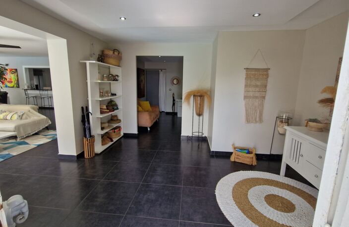 Magnifique villa de standing avec piscine sur 760 m² de terrain — photo 4