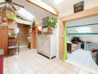 Vielle-Tursan – Une maisonnette singulière au cœur d’un terrain boisé de 4 800 m² — photo 4