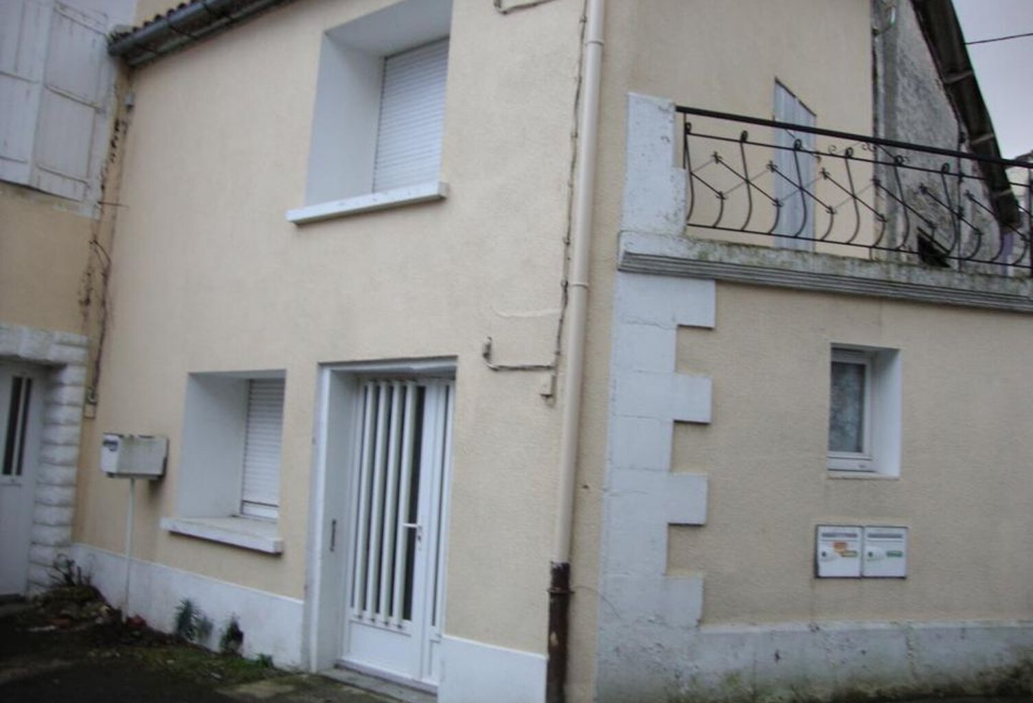 Studio de 20m2 à louer sur La Couronne — photo 1