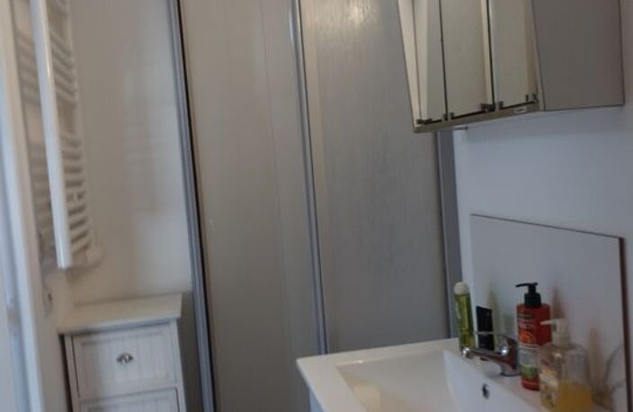 Appartement de 27m2 à louer sur Saint-Martin-d'Hères — photo 3