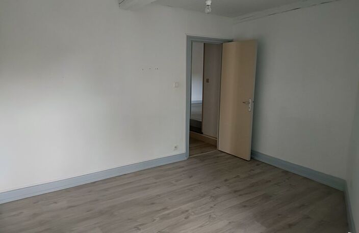 Maison de 130m2 à louer sur Vrigne aux Bois — photo 5