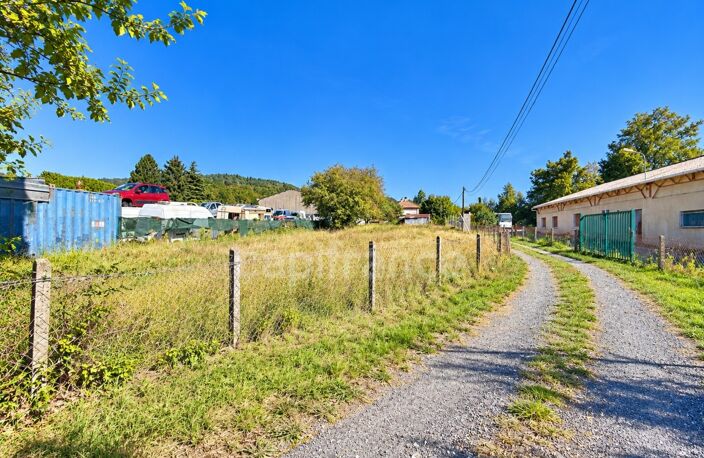Maison sur 2 niveaux sur grand terrain — photo 2
