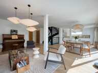DIVONNE-LES-BAINS — Maison contemporaine T5, jardin paysager — photo 2