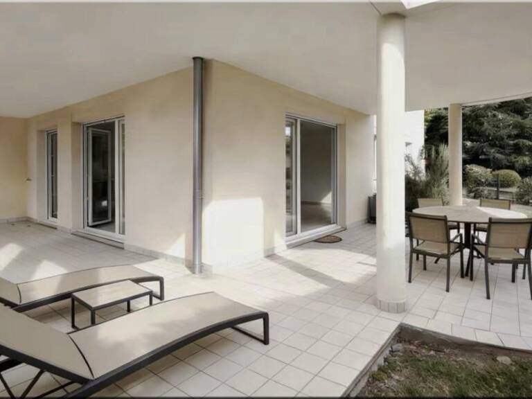 Appartement à vendre 3 pièces FERNEY VOLTAIRE (01)   87 m² habitables avec terrasse de 100 m² et jardin privatif — photo 1