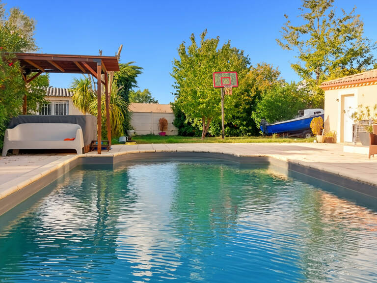 Maison à vendre 7 pièces MONTAUBAN (82), 6 chambres, double garage, piscine, terrain cloturé sur 2326m² de terrain — photo 1
