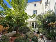 Orleans centre historique, maison hotel particulier, a vendre,  jardin et dependances — photo 2