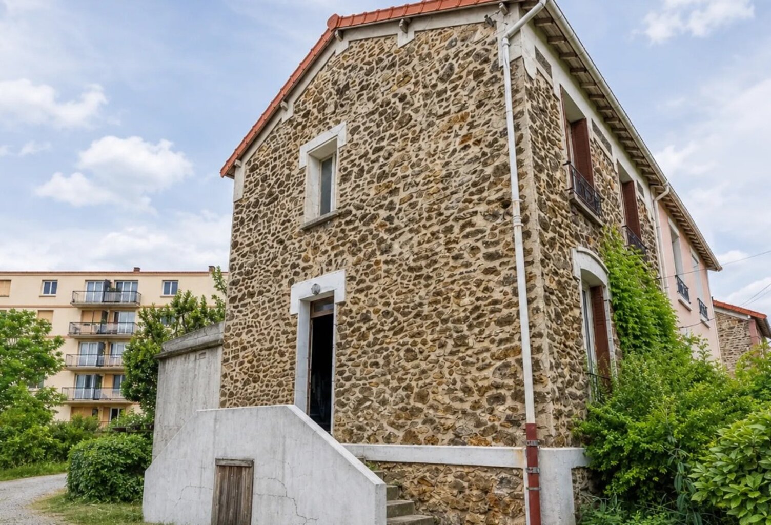 Maison à vendre 4 pièces BONDY (93) — photo 1