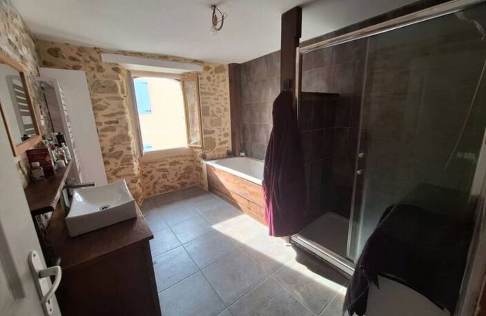 🏡 MARCIAC  MAISON DE VILLE AVEC LOCAL COMMERCIAL ET APPARTEMENT DUPLEX FORT POTENTIEL ! — photo 3