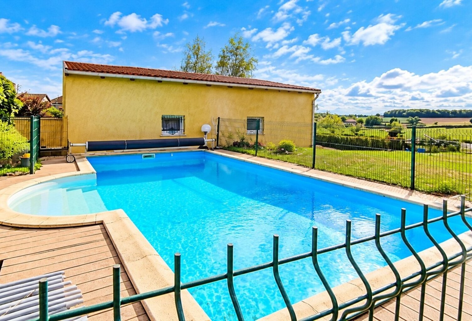 SANVIGNES-LES-MINES – ET SI VOUS AVIEZ L'IMPRESSION D'ÊTRE EN VACANCES TOUTE L'ANNÉE ? — photo 1