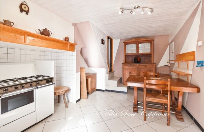 Sazos 65,  maison de village de 70 m² à rénover avec jardin et vue panoramique sur les montagnes ! — photo 4
