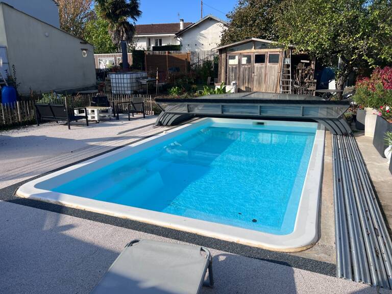 Appartement avec jardin et piscine à vendre 4 pièces SAINTES (17) — photo 1