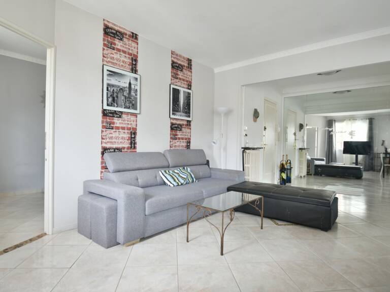 Pau Hyper Centre - Appartement fonctionnel avec cave, cellier et climatisation — photo 1