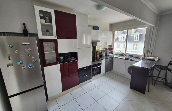 Pau Hyper Centre - Appartement fonctionnel avec cave, cellier et climatisation — photo 2