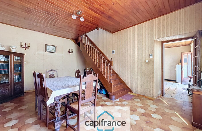 Maison à vendre 4 pièces LA CHAPELLE DU LOU DU LAC (35) — photo 4