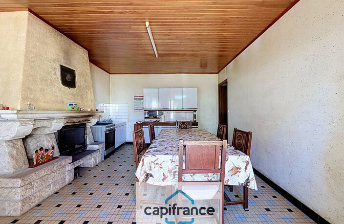 Maison à vendre 4 pièces LA CHAPELLE DU LOU DU LAC (35) — photo 5