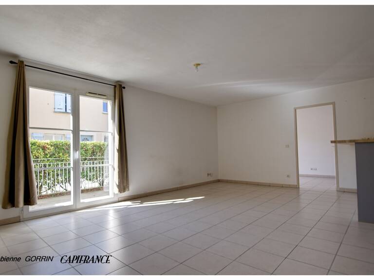 Appartement à vendre 2 pièces PERIGNY (17) Appartement en RDC avec terrasse privative close, place de parking sécurisé et local vélo — photo 1