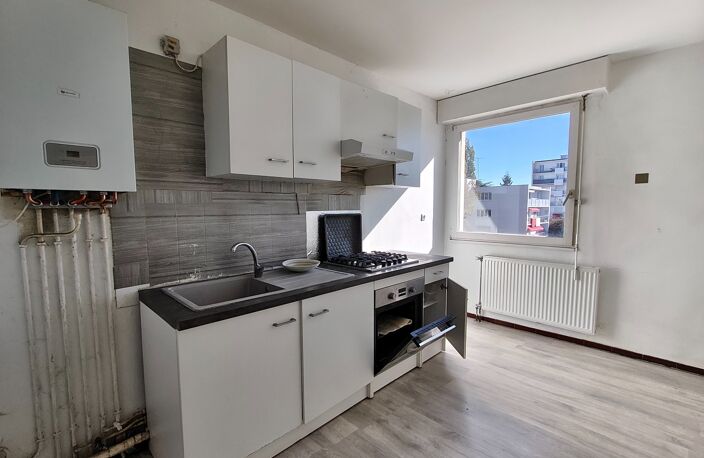 DIJON Appartement T2 - 50m² - Dernier étage - Balcon - Parking — photo 4