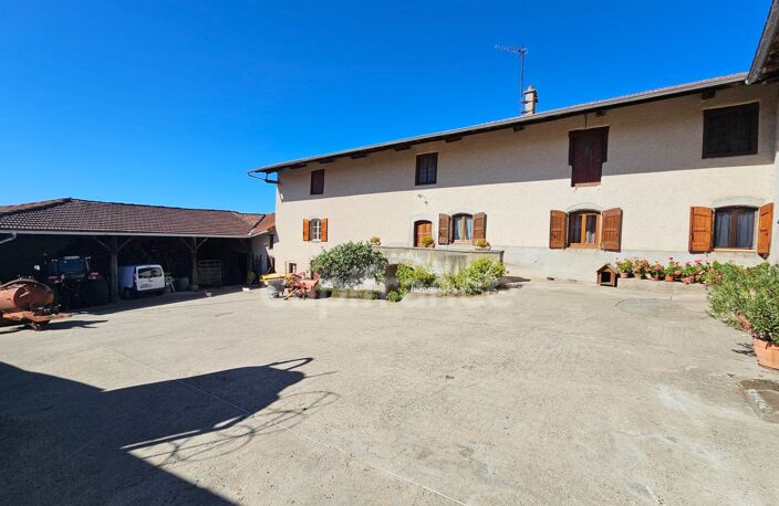 Corps de ferme à vendre 8 pièces 202 m²  6 ha COTTANCE (42) — photo 2