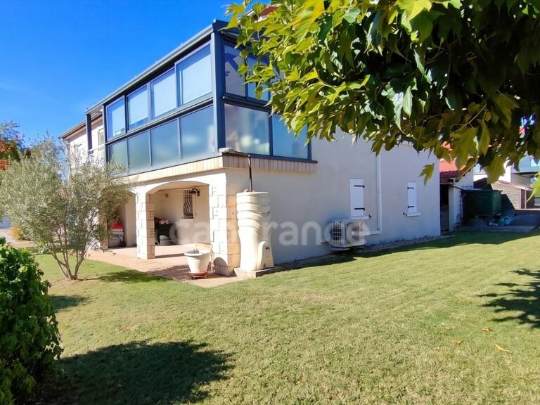 VEAUCHE – Belle maison familiale d'environ 130 m² sur 1050 m² de terrain clos et arboré — photo 1