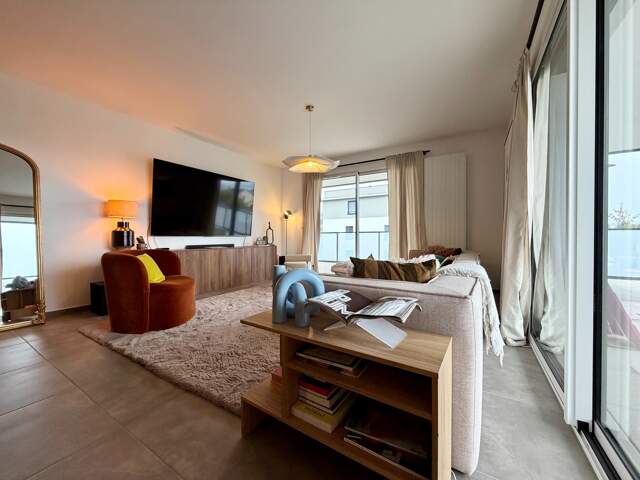 CRANVES-SALES – GRAND T3 DE 77 M² AVEC TERRASSE DE 47 M² EXPO SUD-OUEST — photo du bien