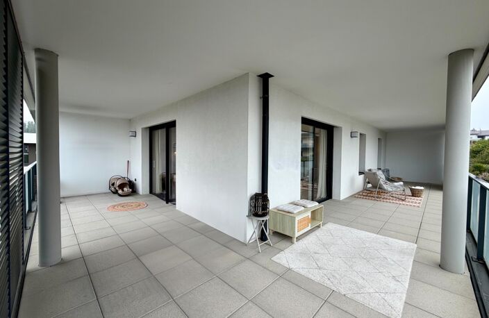 CRANVES-SALES – GRAND T3 DE 77 M² AVEC TERRASSE DE 47 M² EXPO SUD-OUEST — photo 2