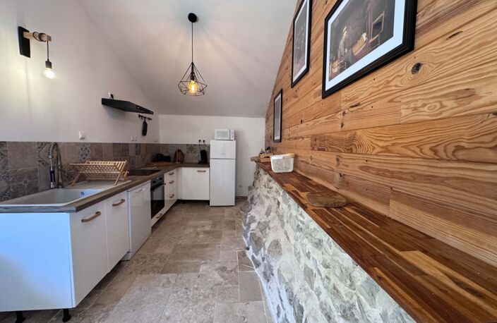 À VENDRE – PROPRIETE EN PIERRES RÉNOVÉE – LA PIARRE – NATURE & AUTHENTICITÉ — photo 4