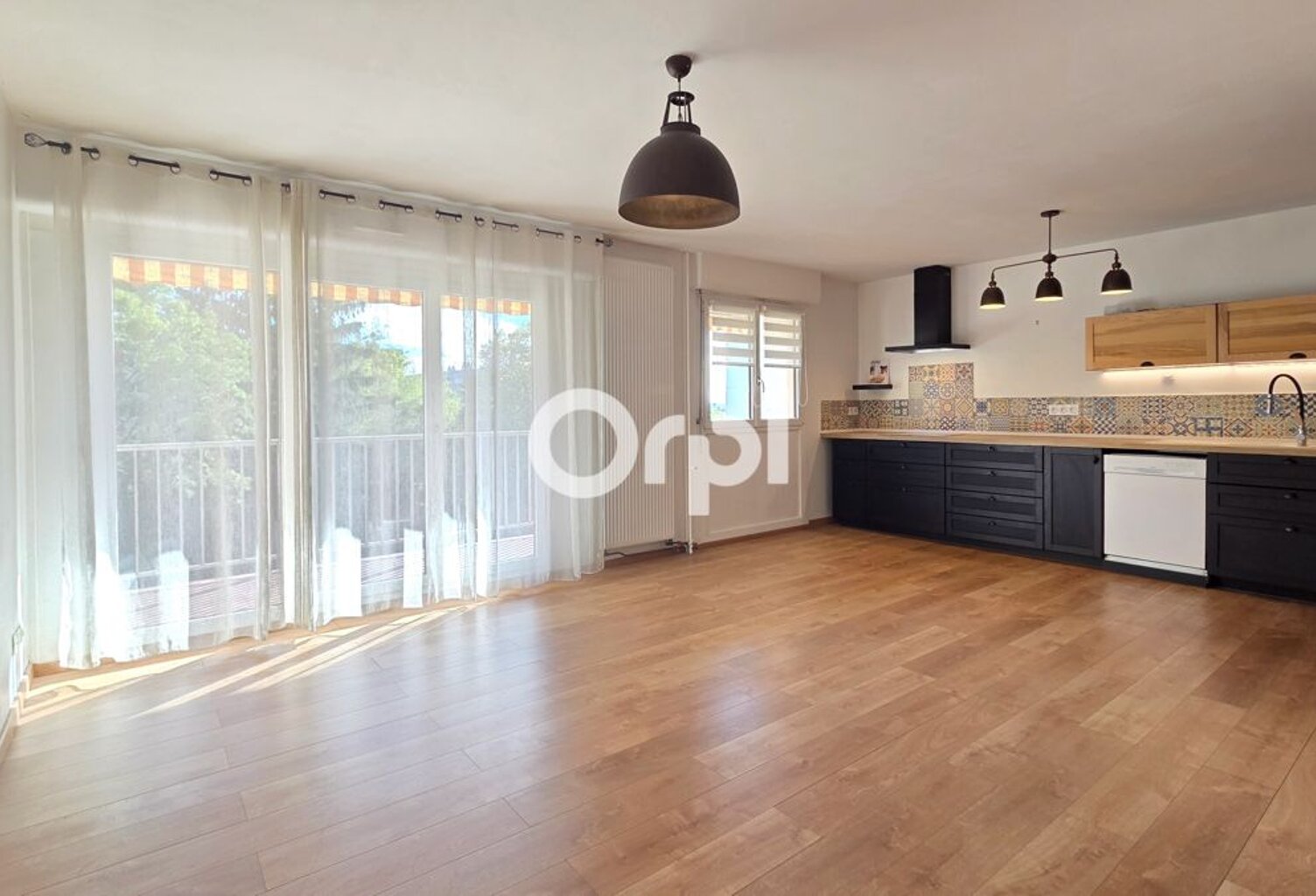 T3 lumineux de 70 m² avec balcon SUD, parking & cave — Résidence calme — photo 1