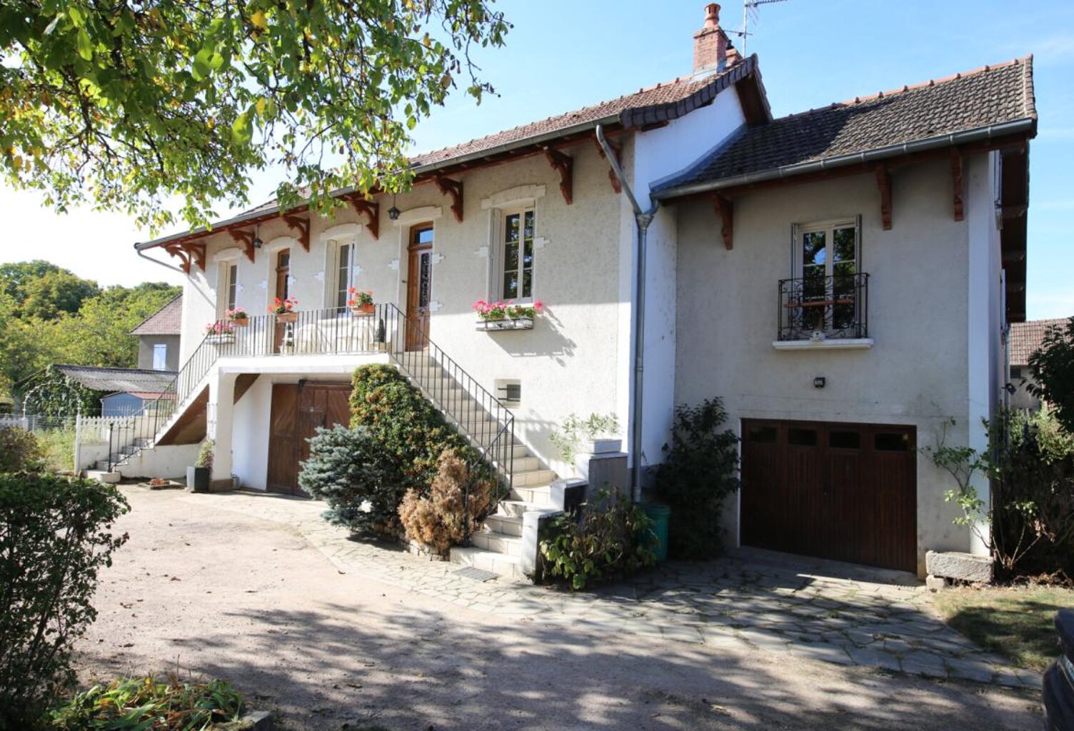 Maison de 168 m² en centre bourg — photo 1
