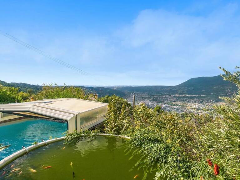 Maison de 6 pièces de 138 m² à Castagniers — photo 1