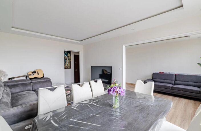 Appartement de 4 pièces de 77 m² à Deuil-la-Barre — photo 5