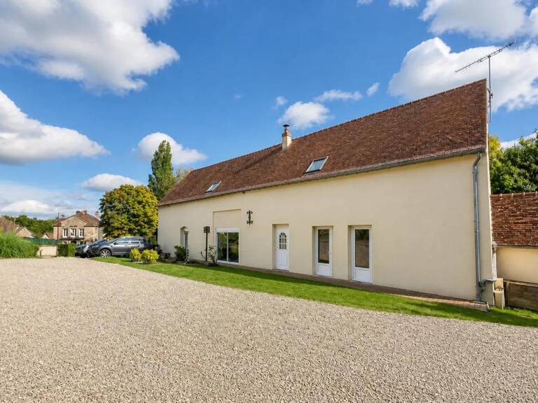 Maison de 9 pièces de 205 m² à Sablons sur Huisne — photo 1