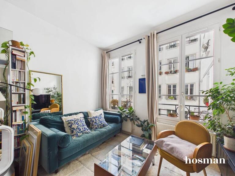 Coup de coeur - Appartement 2 pièces - Lumineux et calme avec ascenseur - 75010 Paris — photo 1