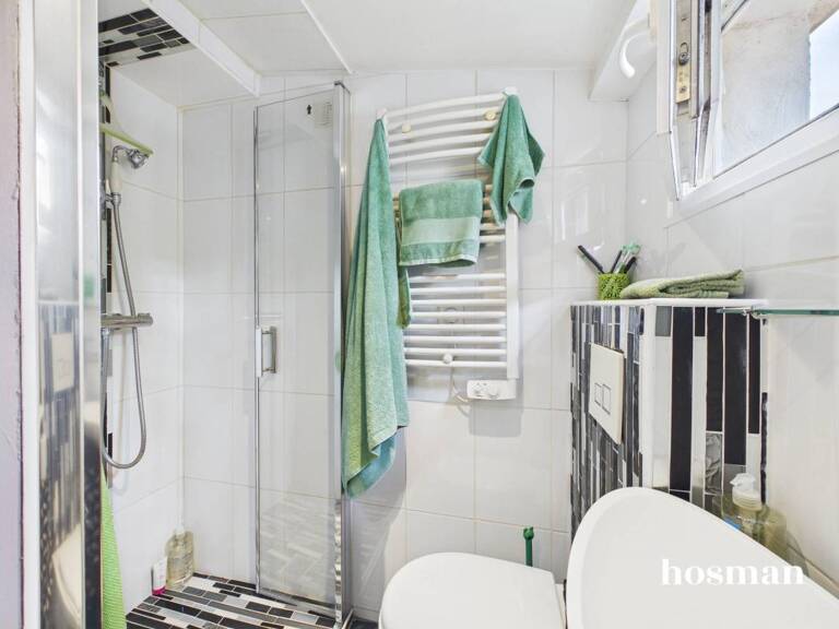 Superbe ! Maison avec jardin en très bon état - Metro à 10min — photo 1