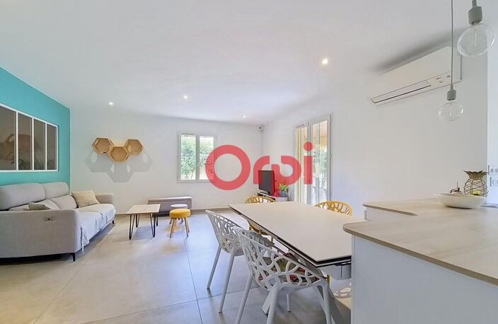 Maison À Vendre T4 DE 92M² SUR 550M²  DE TERRAIN AVEC PISCINE ET TERRAIN DE PETANQUES — photo 4