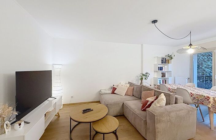 Appartement À Louer — photo 2