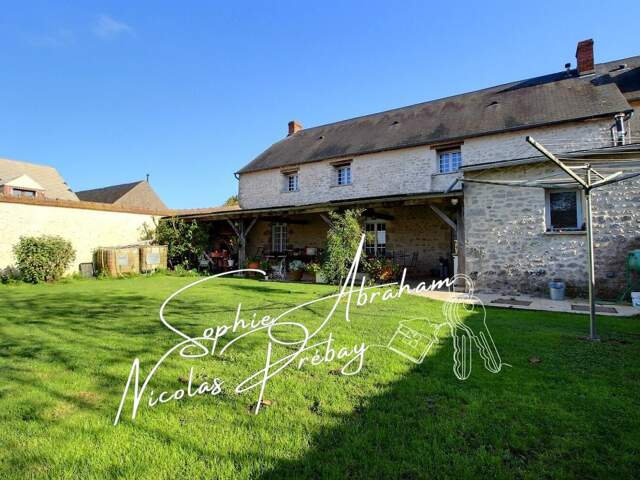 Charme de la pierre & rénovation de qualité ? Maison familiale proche de Toury — photo du bien