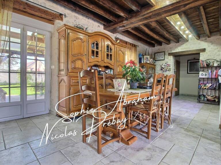 Charme de la pierre & rénovation de qualité ? Maison familiale proche de Toury — photo 1