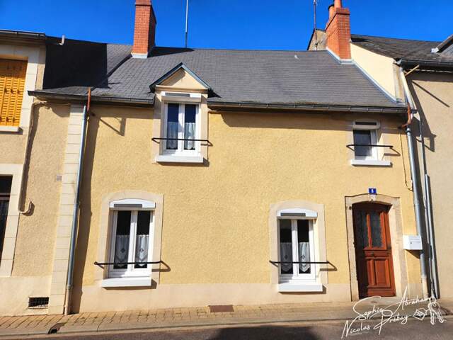 Maison en centre ville ! Charmante maison de ville, 2 chambres, DPE D — photo du bien