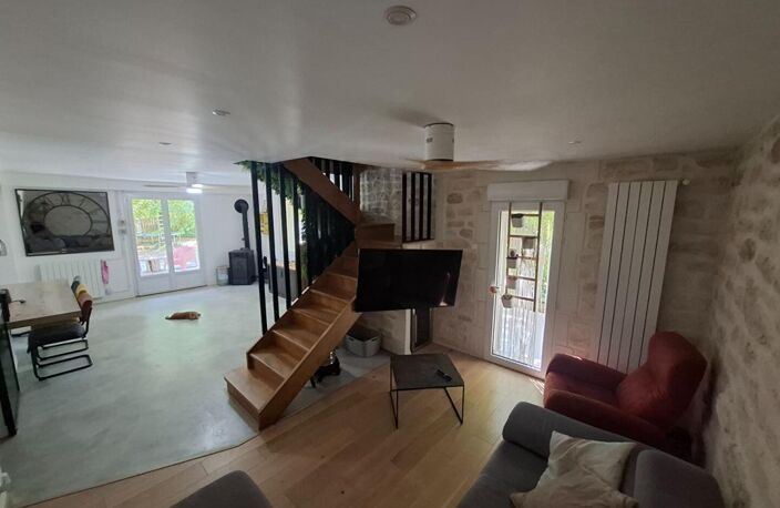 Villa  sur deux niveaux de 206 M2 sur un terrain de 1534 M2 — photo 4