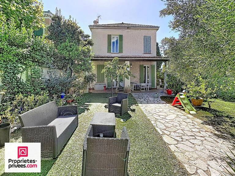 Pointe rouge Villa T4 + T2 + Garage sur 347 m² de terrain — photo 1
