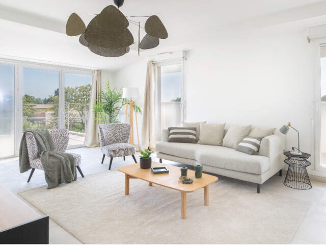 T4 lumineux avec grande terrasse et vue dégagée, La Londe-les-Maures 509 800 — photo du bien