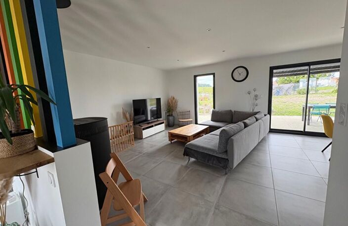 EXCLUSIVITE Maison  de plain pied à 5 mn de PONS 17800 5 pièce(s) 128 m2 — photo 5